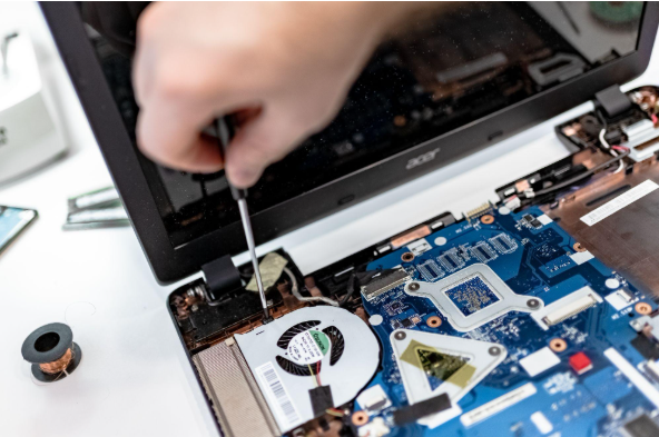 How Long Business Computers Last and When to Replace Them